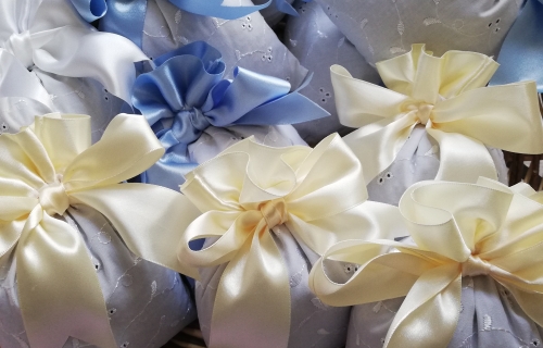 Sachets de Lavande expédiés pour naissance au Liban Sachets de Lavande expédiés pour naissance au Liban