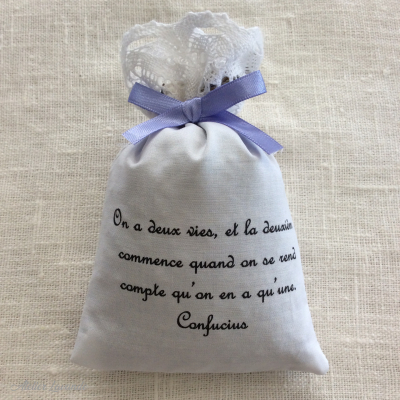 On a deux vies - Conficius On a deux vies - Conficius