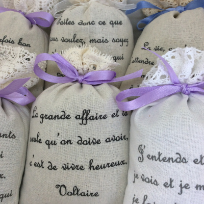Sachet de lavande avec citations poétiques et philosophiques Sachet de lavande avec citations poétiques et philosophiques